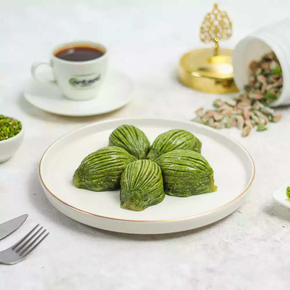 Özel Midye Baklava